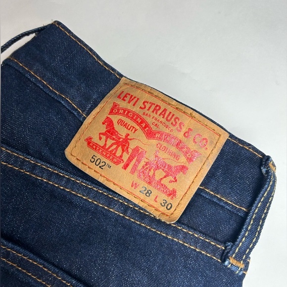 3 PAIRS OF LEVI’s 502 - Picture 5 of 8